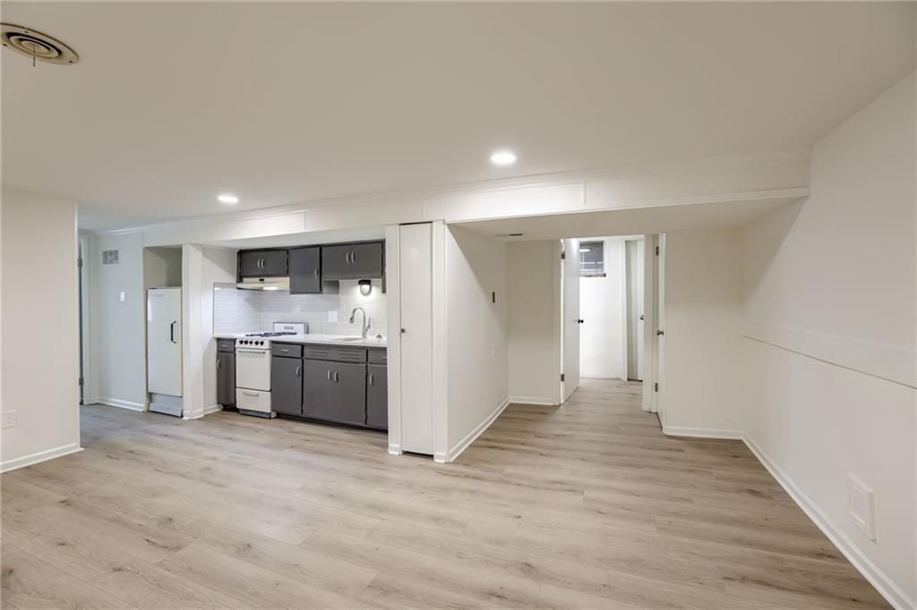 16008 E 32nd Street — photo 24