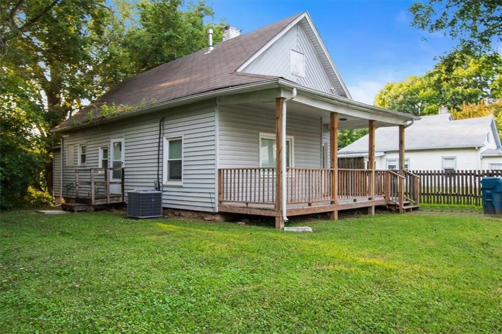 908 N High Street, Sugar Creek, MO