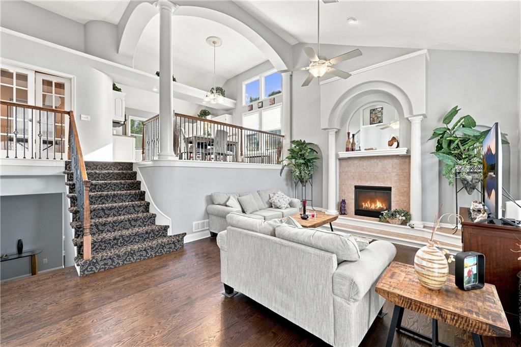 1208 NW Cedar Lane, Grain Valley, MO