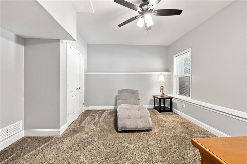 Photo 25 of 39 - 1208 NW Cedar Lane, Grain Valley, MO 64029