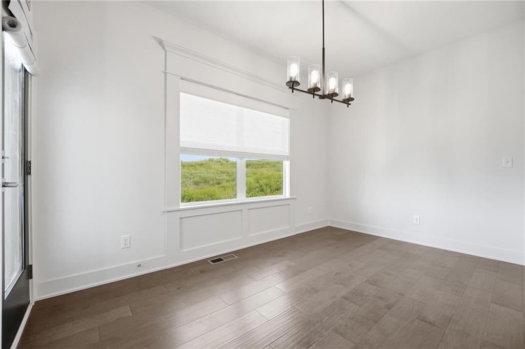 Photo 26 of 60 - 1604 SW 27th Street, Lee's Summit, MO 64082