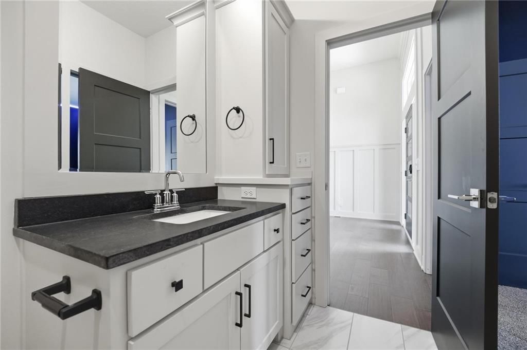 Photo 45 of 60 - 1604 SW 27th Street, Lee's Summit, MO 64082
