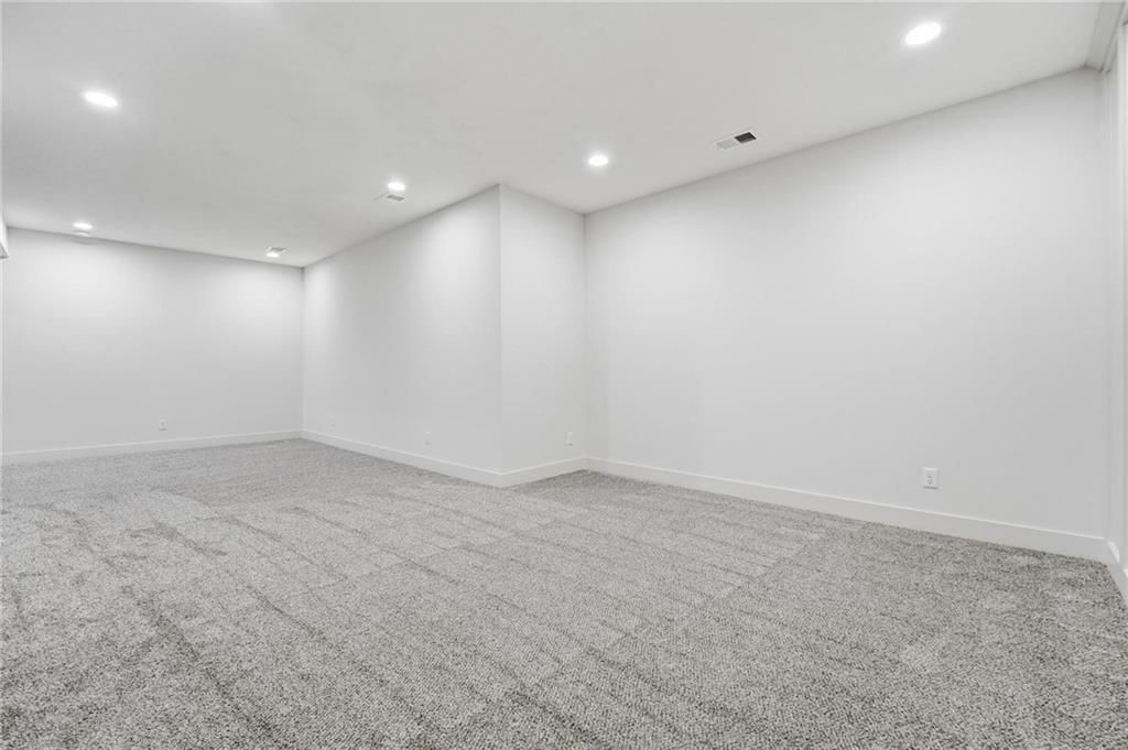 Photo 53 of 60 - 1604 SW 27th Street, Lee's Summit, MO 64082