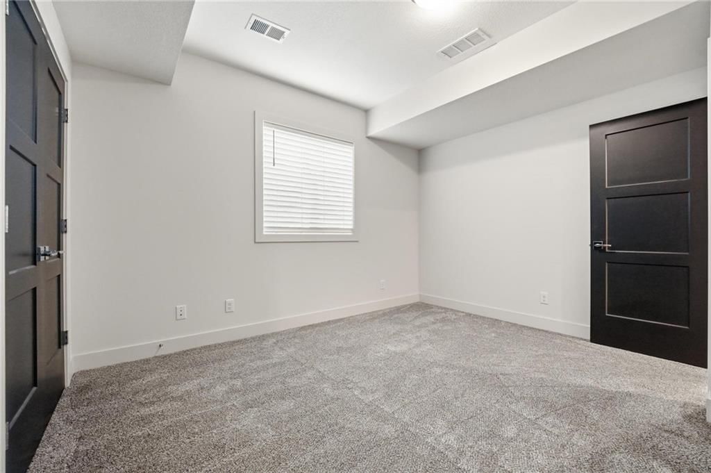 Photo 55 of 60 - 1604 SW 27th Street, Lee's Summit, MO 64082