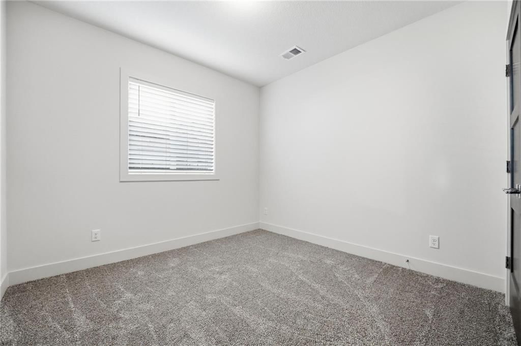 Photo 57 of 60 - 1604 SW 27th Street, Lee's Summit, MO 64082