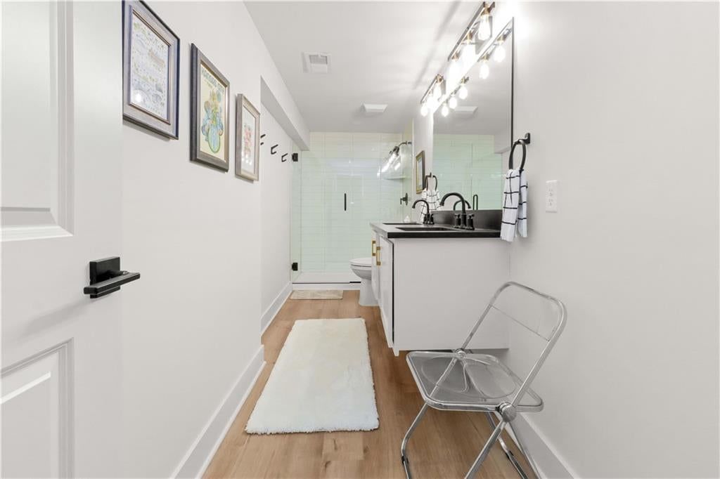 9825 Overbrook Road — photo 48