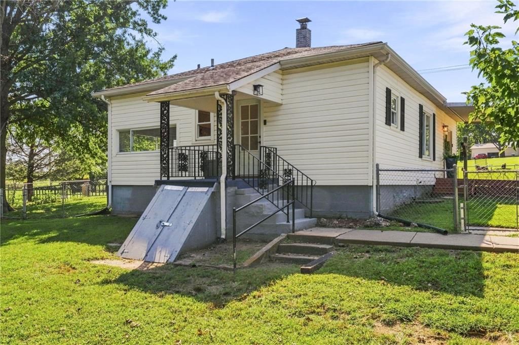 3355 N 115th Street — photo 39