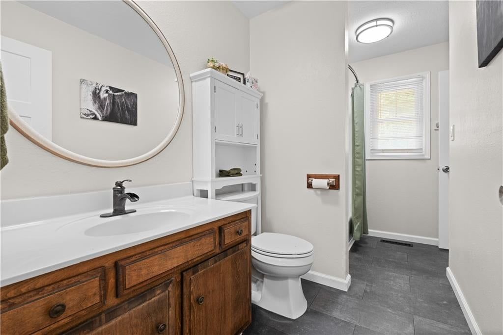 1504 Lawndale Avenue — photo 15