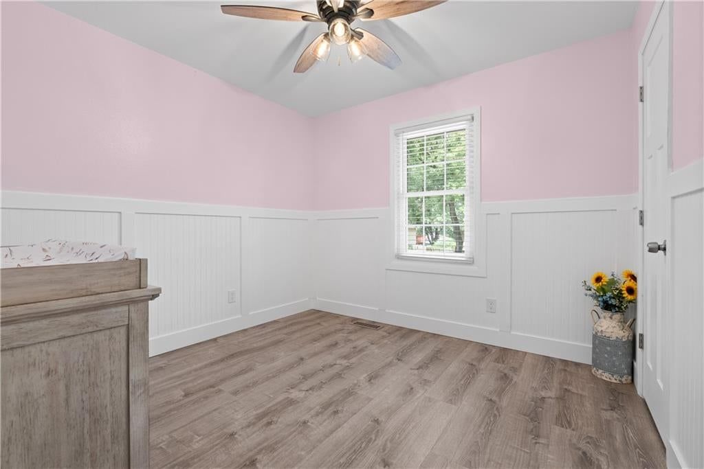 1504 Lawndale Avenue — photo 16