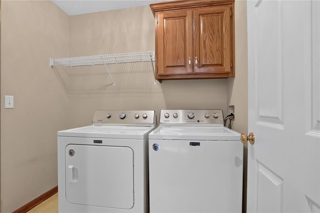 Photo 9 of 21 - 1116 Granada Drive, Raymore, MO 64083
