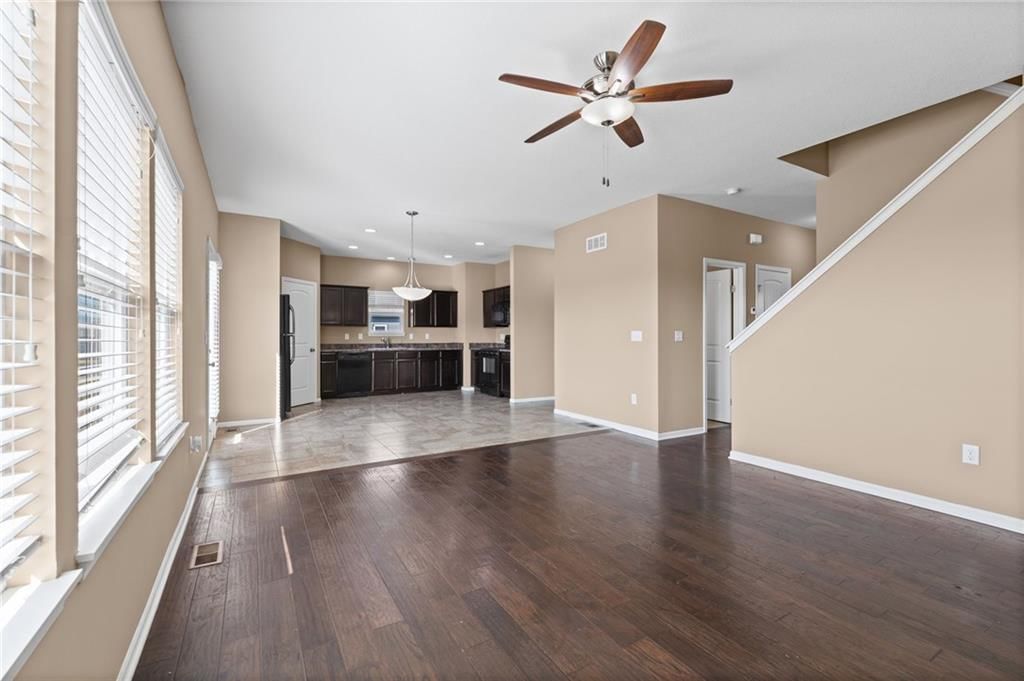 26103 W 141st Terrace — photo 9