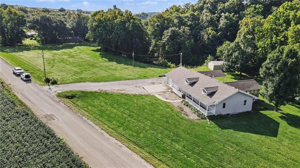 1039 225th Road — photo 30
