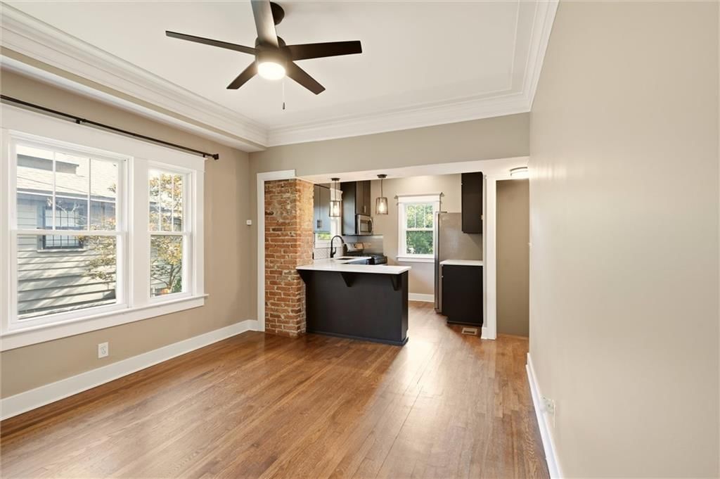 4451 Pennsylvania Avenue — photo 32