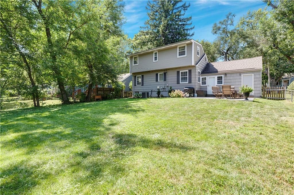 5319 Woodson Street — photo 31
