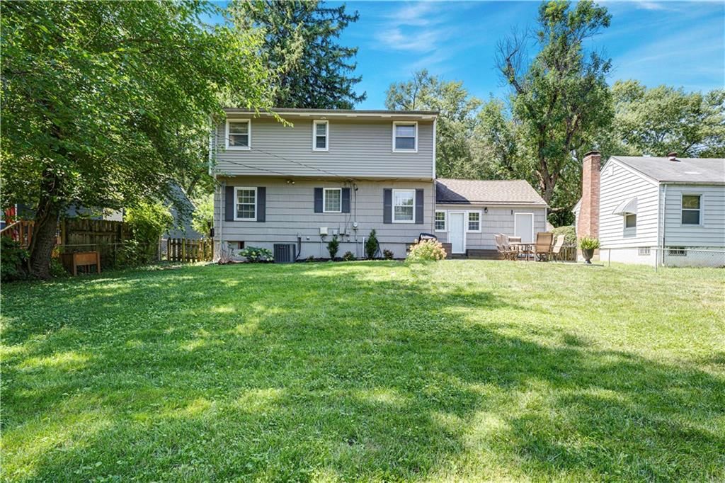 5319 Woodson Street — photo 32