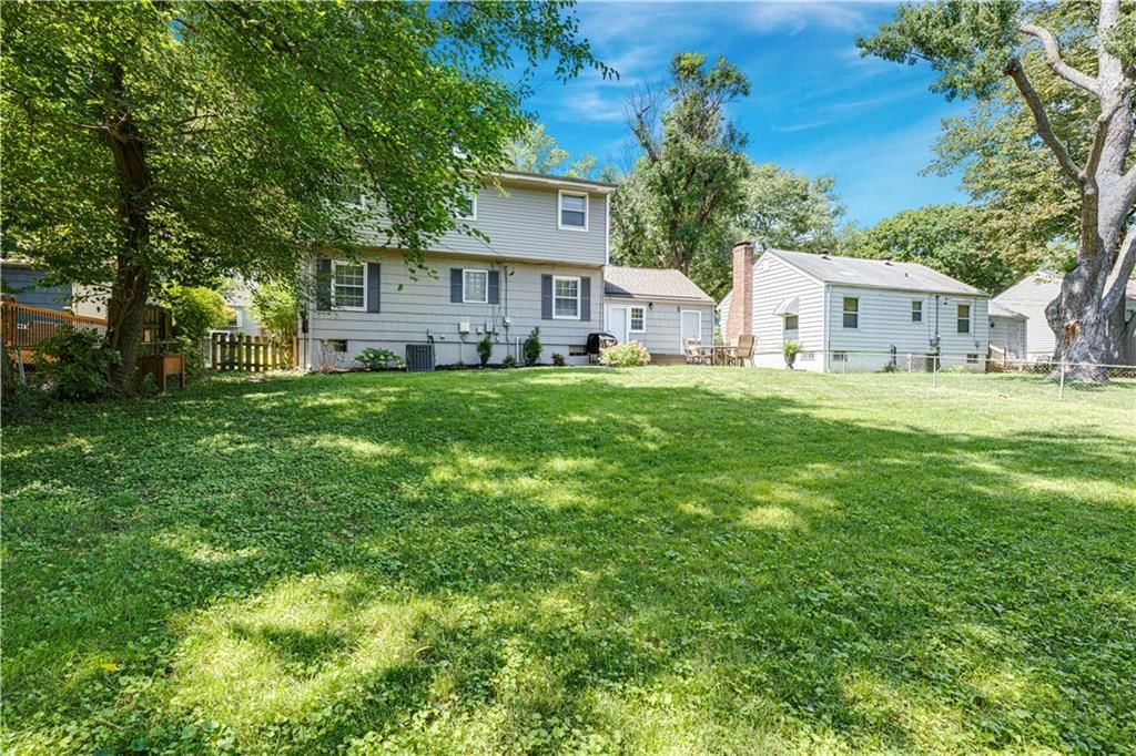 5319 Woodson Street — photo 33