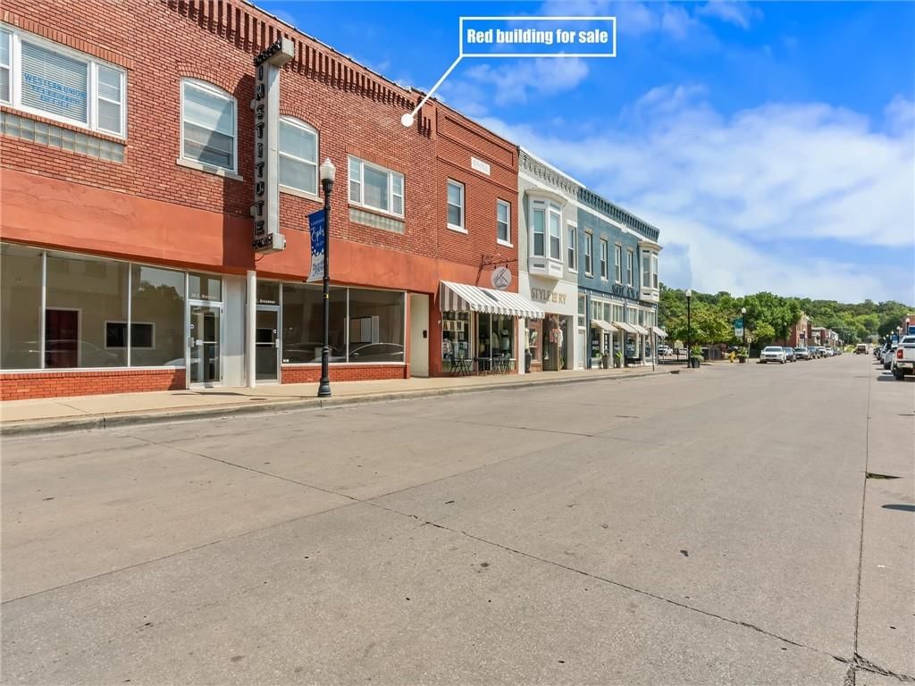 110-114 E Broadway Avenue — photo 23
