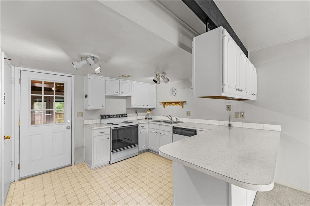 6559 W 49th Street — photo 16