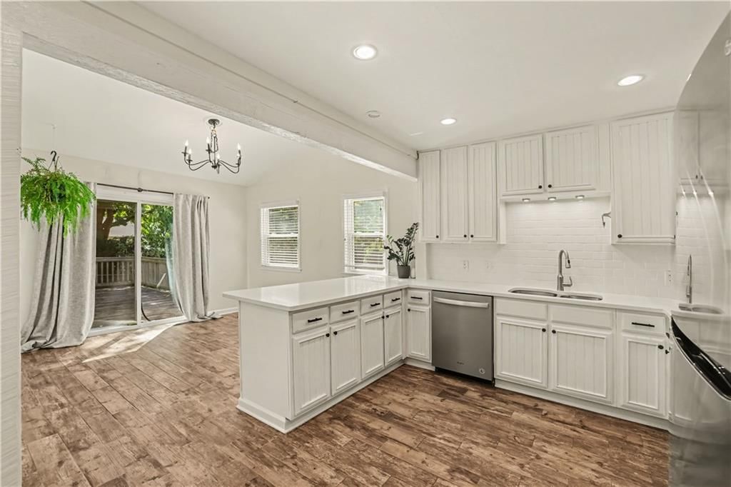 7215 Linden Street — photo 8