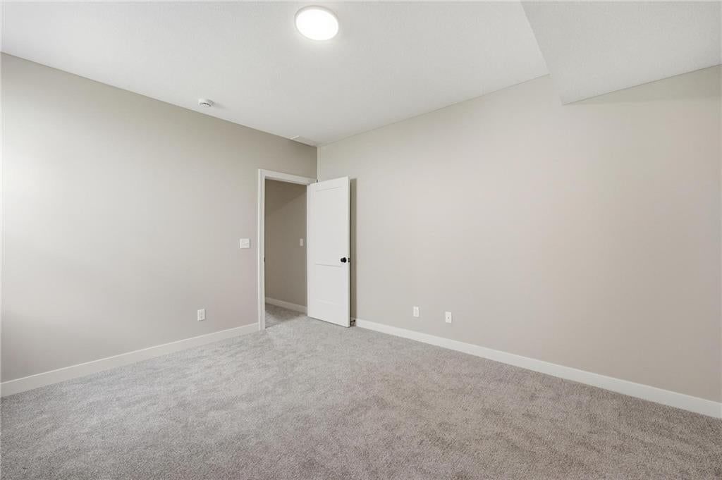 10511 N Liberty Street — photo 40