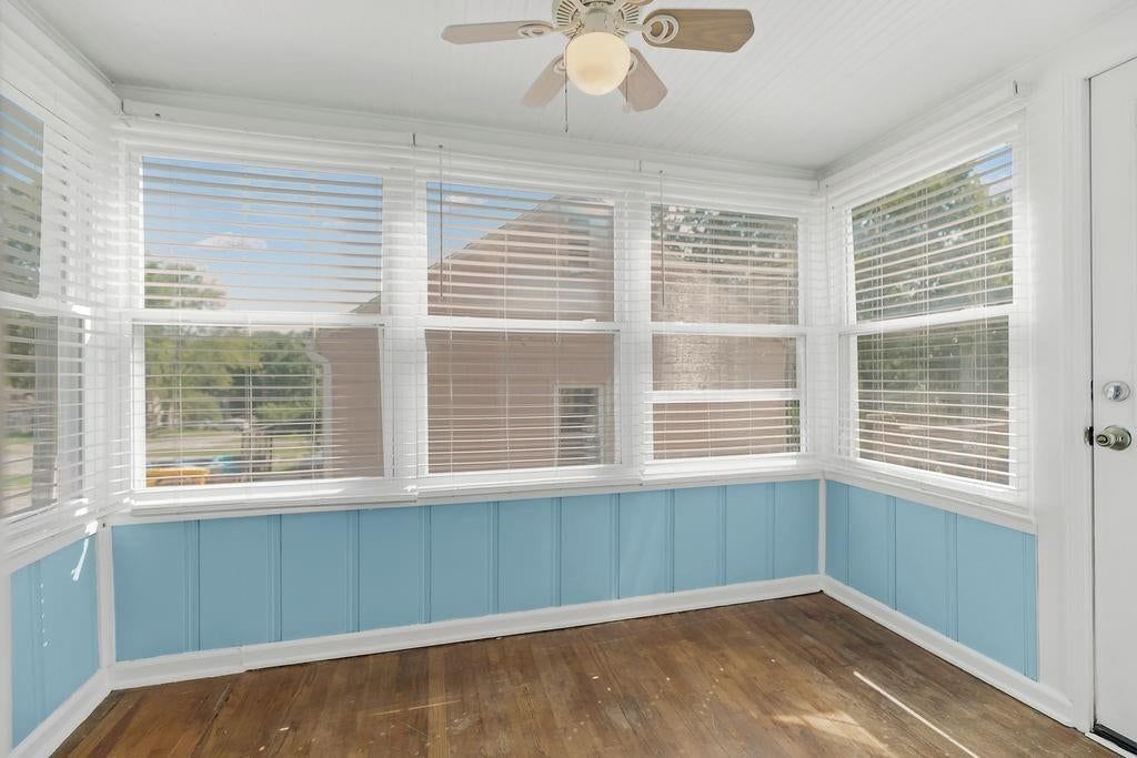 4452 N Chestnut Avenue — photo 11