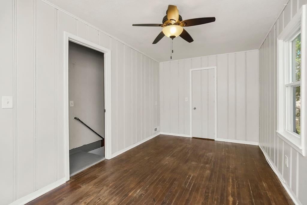 4452 N Chestnut Avenue — photo 17