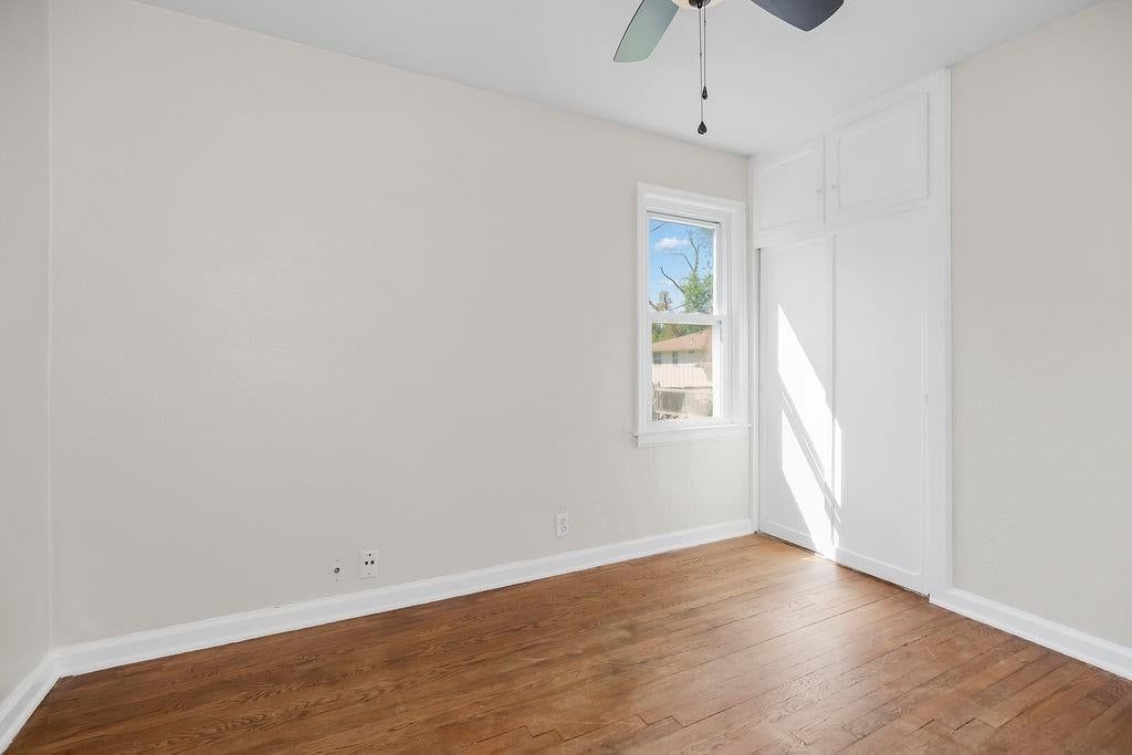 4452 N Chestnut Avenue — photo 26