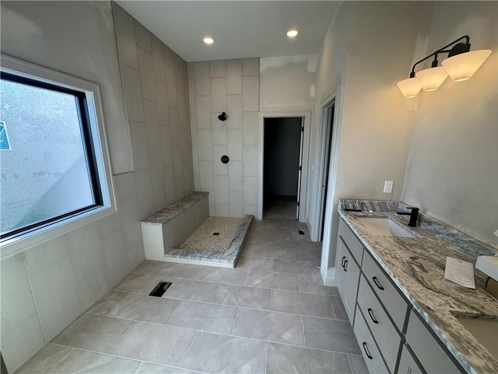 Photo 7 of 52 - 10419 N Liberty Street, Kansas City, MO 64155