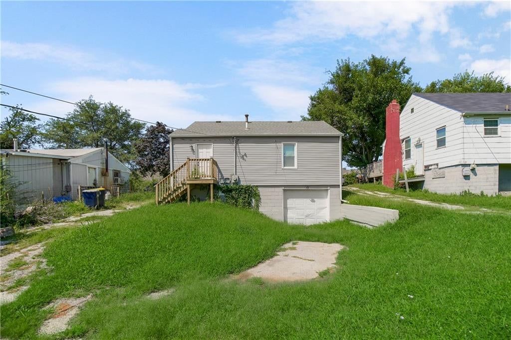 8517 Flora Avenue — photo 18