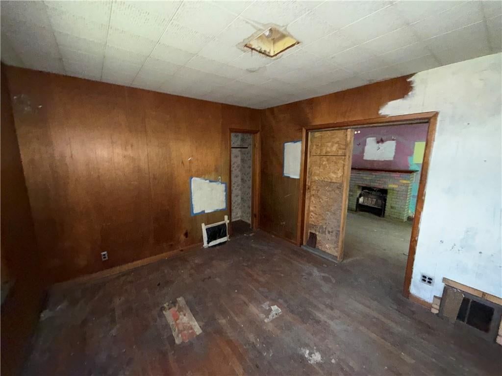 5437 Brooklyn Avenue — photo 7