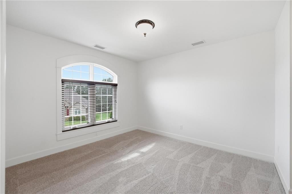Photo 55 of 89 - 16199 Overbrook Lane, Stilwell, KS 66085