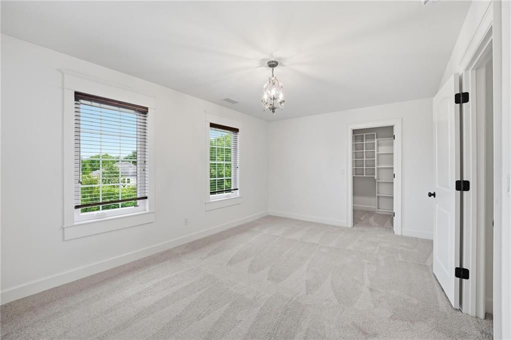 Photo 59 of 89 - 16199 Overbrook Lane, Stilwell, KS 66085