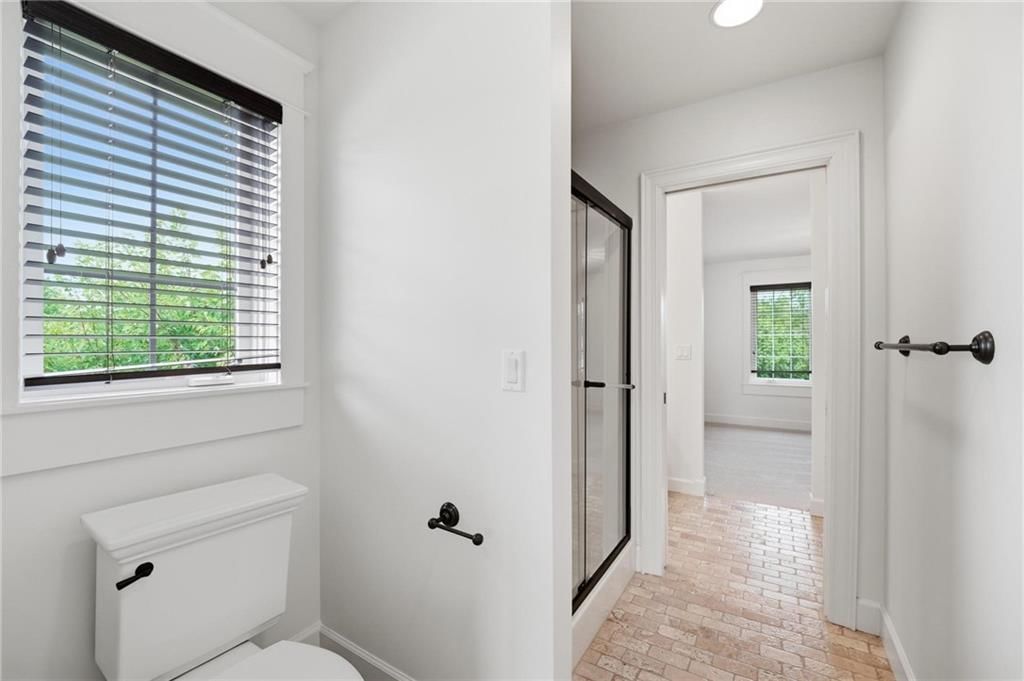 Photo 61 of 89 - 16199 Overbrook Lane, Stilwell, KS 66085