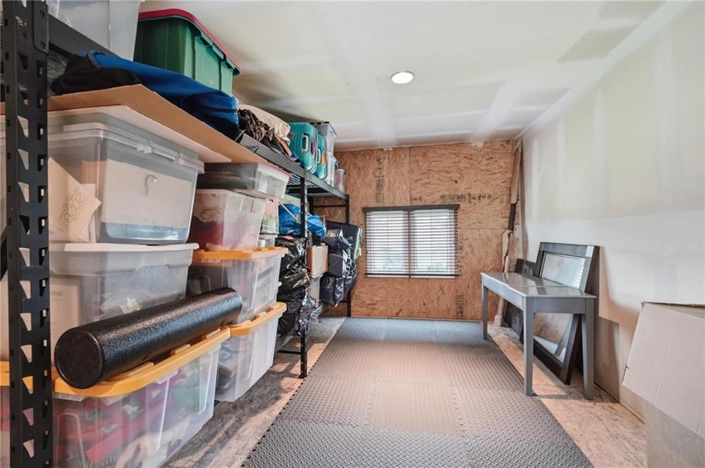 Photo 69 of 89 - 16199 Overbrook Lane, Stilwell, KS 66085