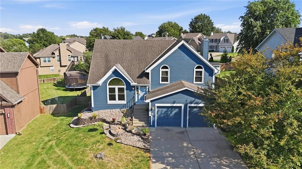 11307 N Jefferson Street, Kansas City, MO: listing photo 3
