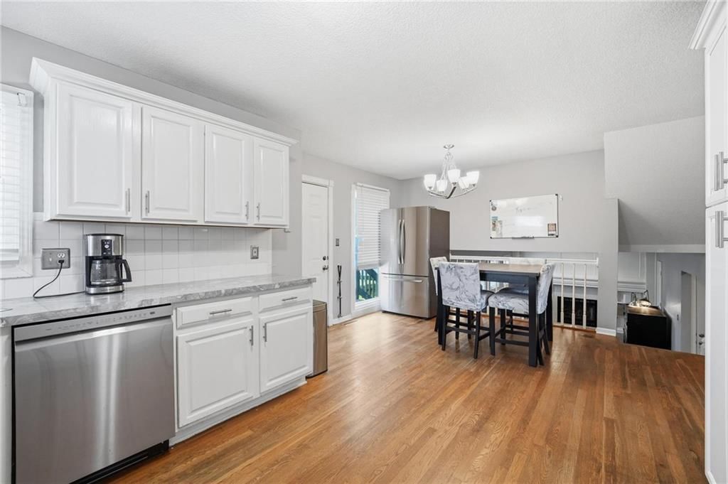 Photo 19 of 46, 11307 N Jefferson Street, Kansas City, MO 64155