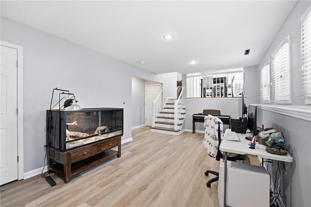 Photo 22 of 46 - 11307 N Jefferson Street, Kansas City, MO 64155