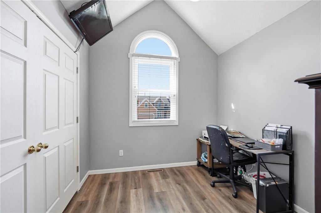 Photo 36 of 46 - 11307 N Jefferson Street, Kansas City, MO 64155