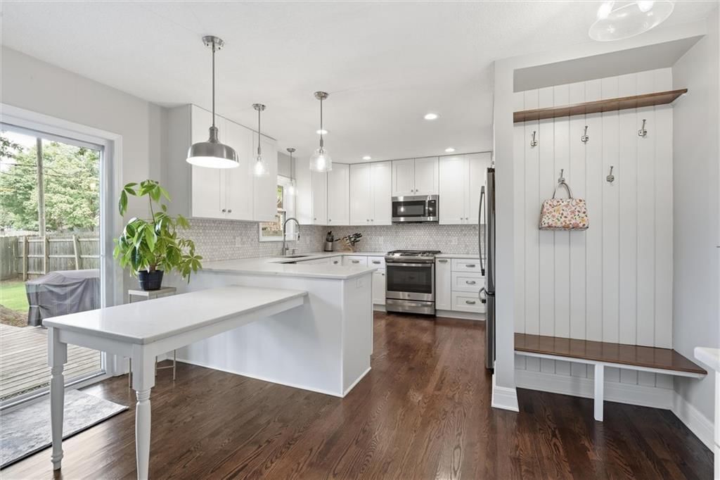 7228 Woodward Street — photo 11
