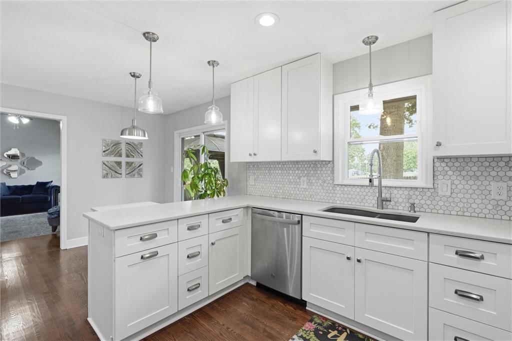 7228 Woodward Street — photo 15