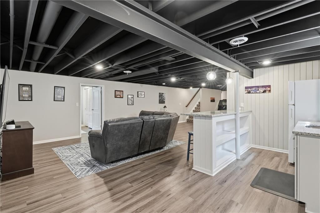 7228 Woodward Street — photo 28