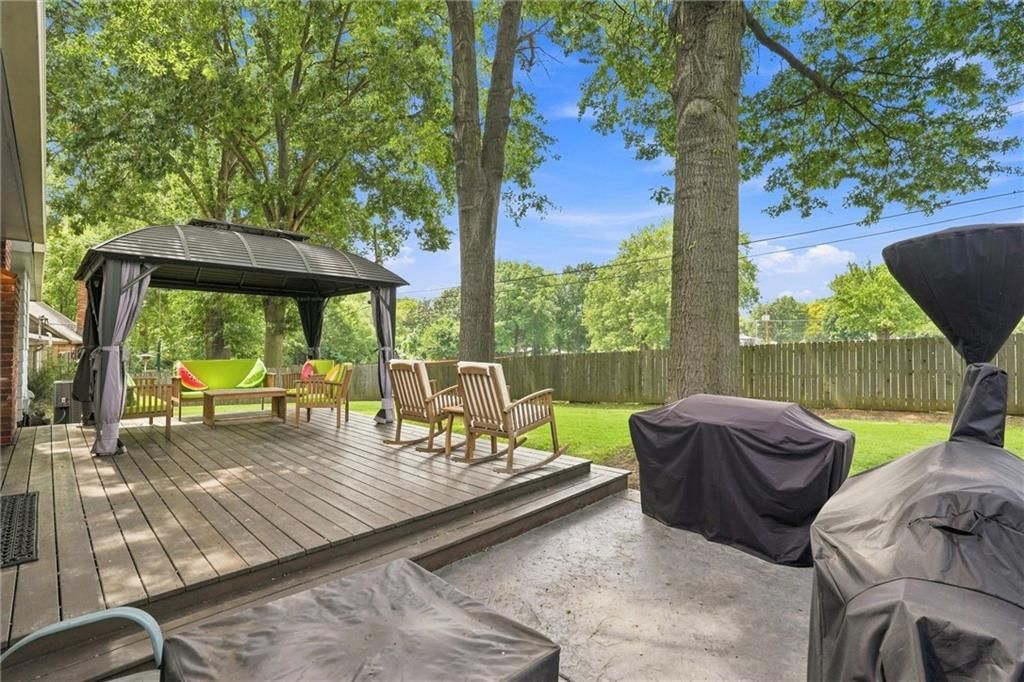 7228 Woodward Street — photo 35
