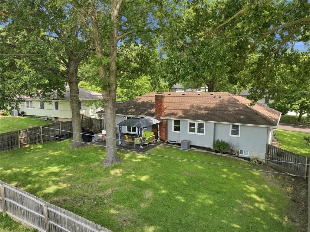 7228 Woodward Street — photo 42