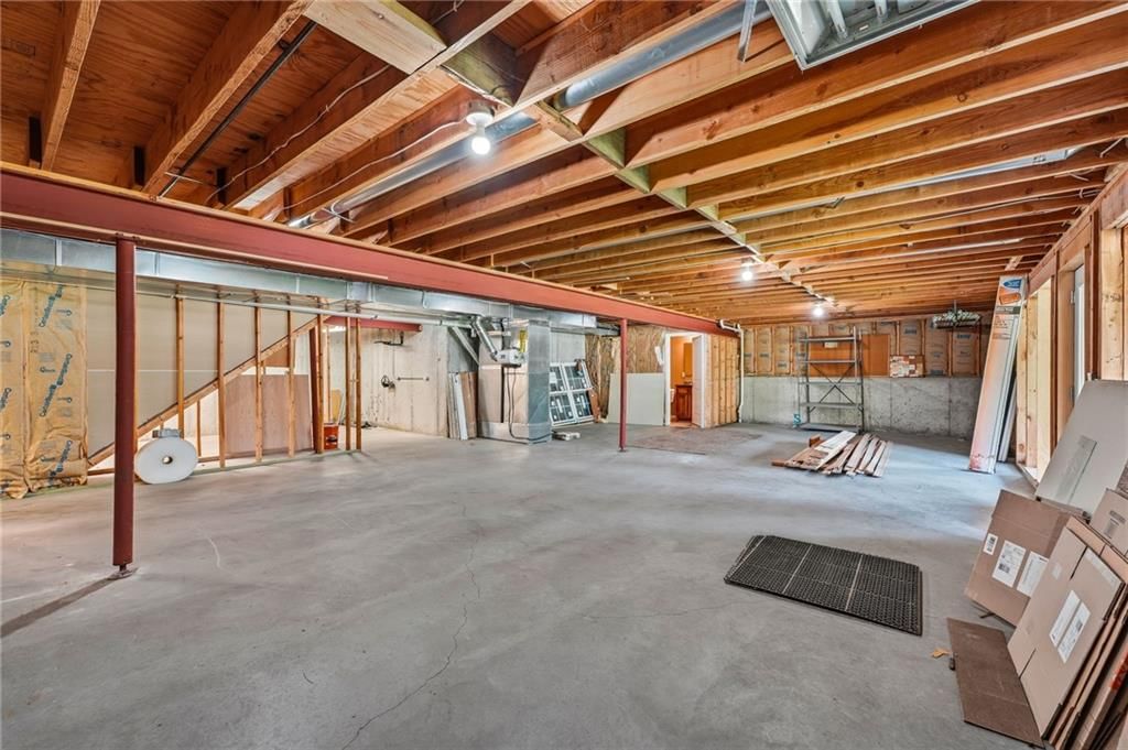 1018 N Old Mill Road — photo 30