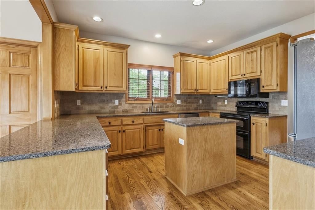 Photo 17 of 99 - 3930 W 223 Street, Bucyrus, KS 66013
