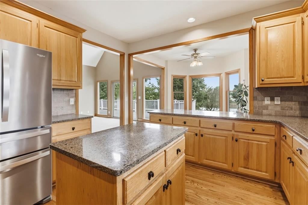 Carpet at 3930 W 223 Street, Bucyrus, KS 66013