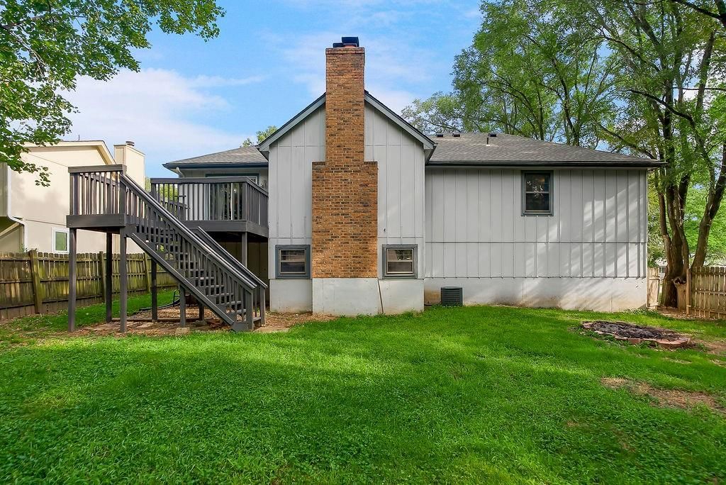 11141 W 77th Street — photo 27