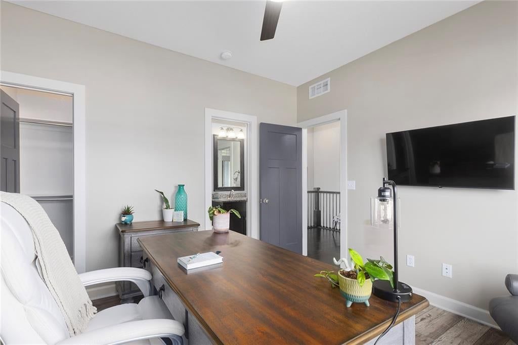 2401 NE 112th Street — photo 15