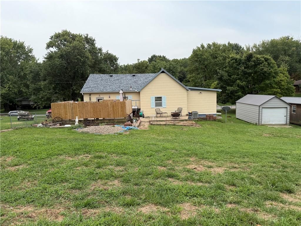 1119 Mound Street — photo 15