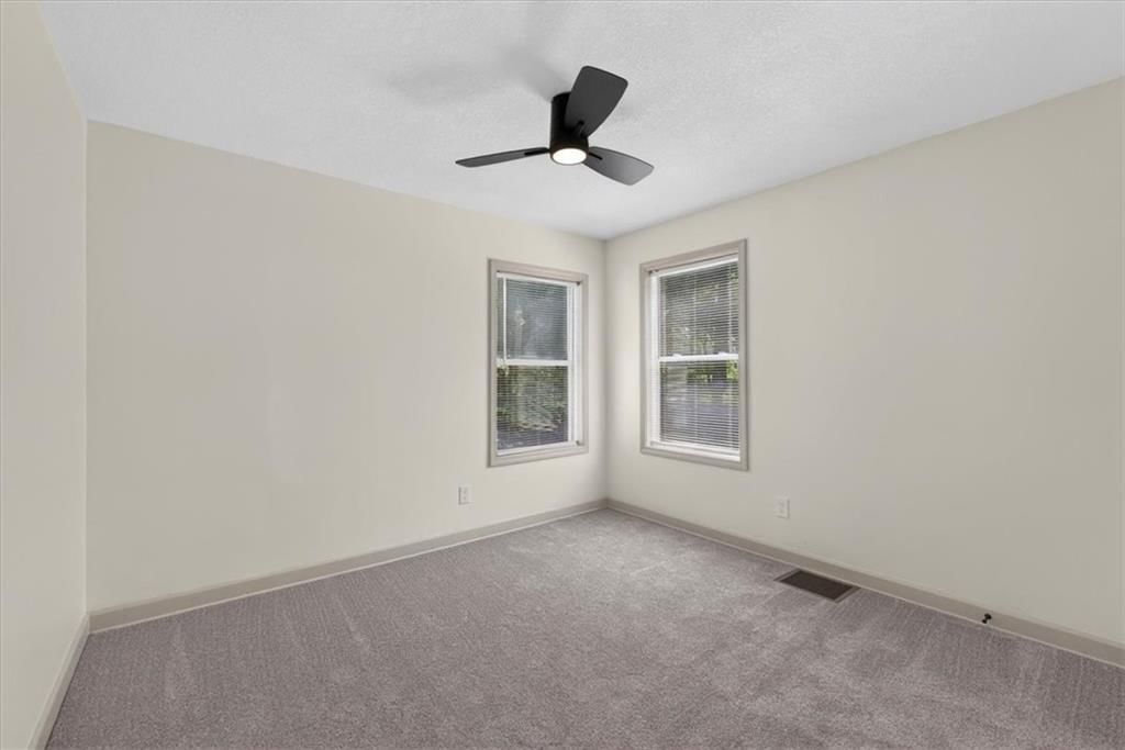 427 W 87th Terrace — photo 13